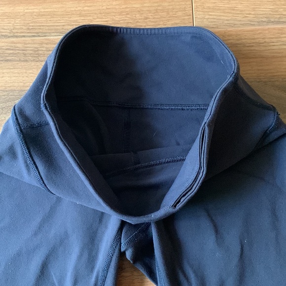 Lululemon wunder under leggings Navy sz 4 - Picture 6 of 11